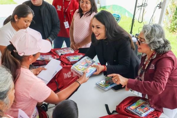 El programa Amoxtli llega al preescolar David Berlanga de Santa María Acuexcomac