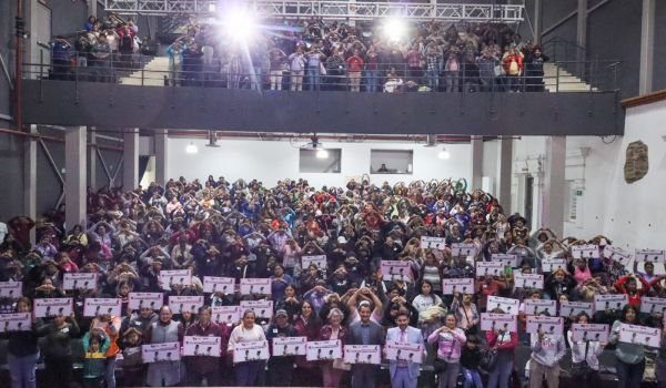 Realiza Tonantzin Fernández la segunda entrega del programa “Mujeres Heroínas”