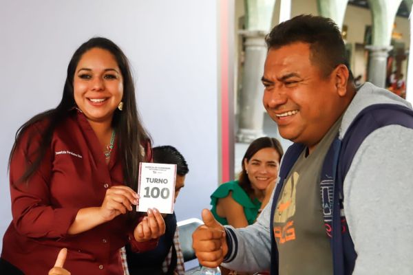 &quot;Escuchando a Cholula&quot; un programa que acerca a los funcionarios y los servicios a la gente que lo necesita