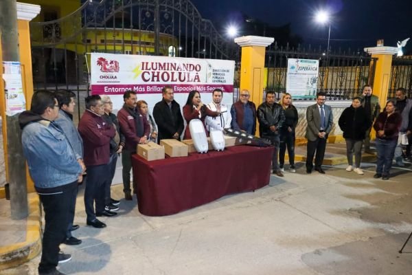 Continúa Tonantzin Fernández con la modernización de luminarias en San Pedro Cholula