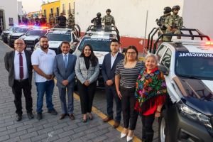 Tonantzin Fernández refrenda su compromiso con la seguridad con la entrega de nuevas patrullas