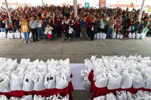 Impulsa Tonantzin Fernández el programa Nutrición con Amor en San Pedro Cholula