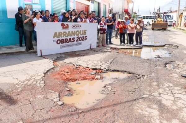Arranca Tonantzin Fernández la rehabilitación de la calle Revolución en Santa Bárbara Almoloya