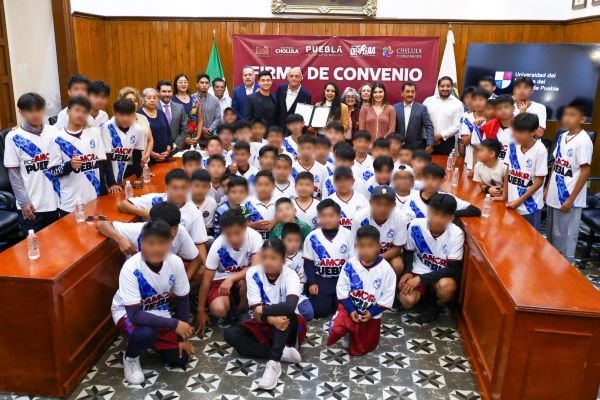 Tonantzin Fernández impulsa oportunidades deportivas para la juventud de San Pedro Cholula