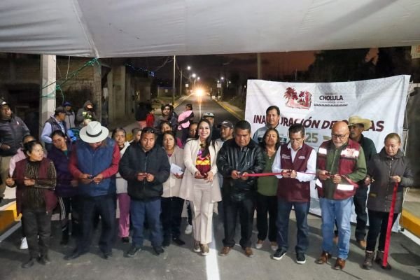 Con obras concluidas, Tonantzin Fernández mejora calles en Santa Bárbara Almoloya y San Juan Tlautla